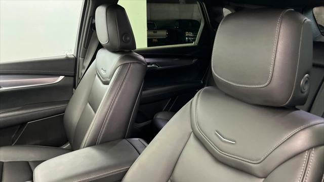 2025 Cadillac XT5 Luxury