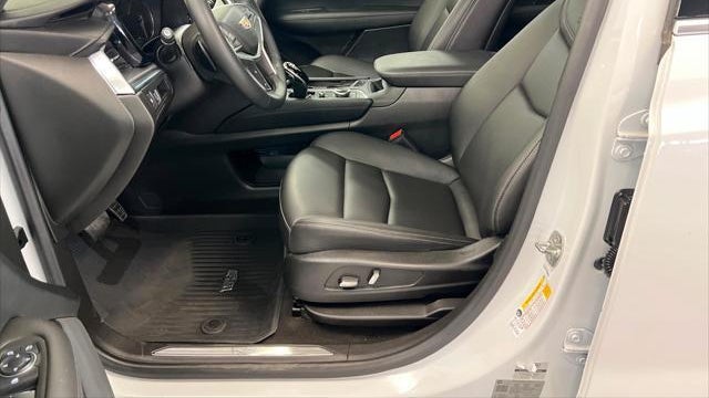 2025 Cadillac XT5 Luxury