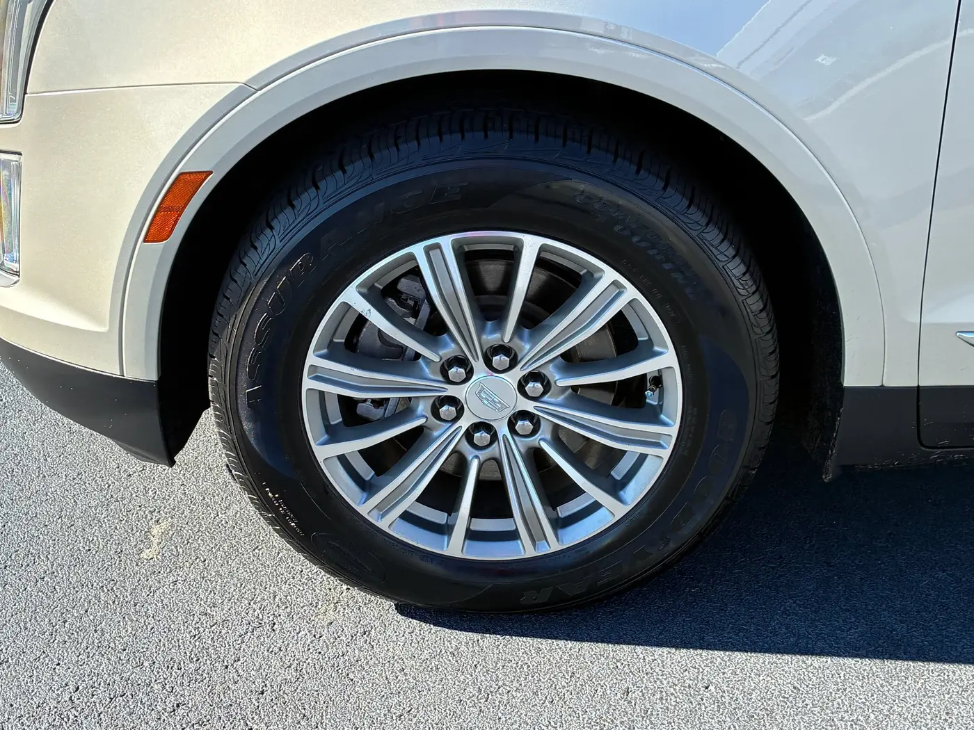 2017 Cadillac XT5 - $17,400