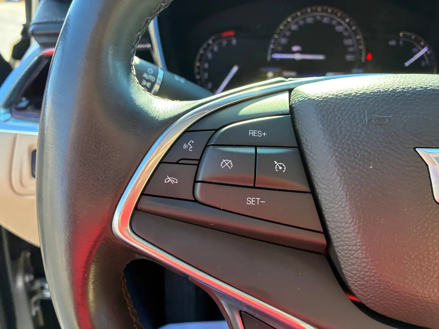 2017 Cadillac XT5 - $17,400