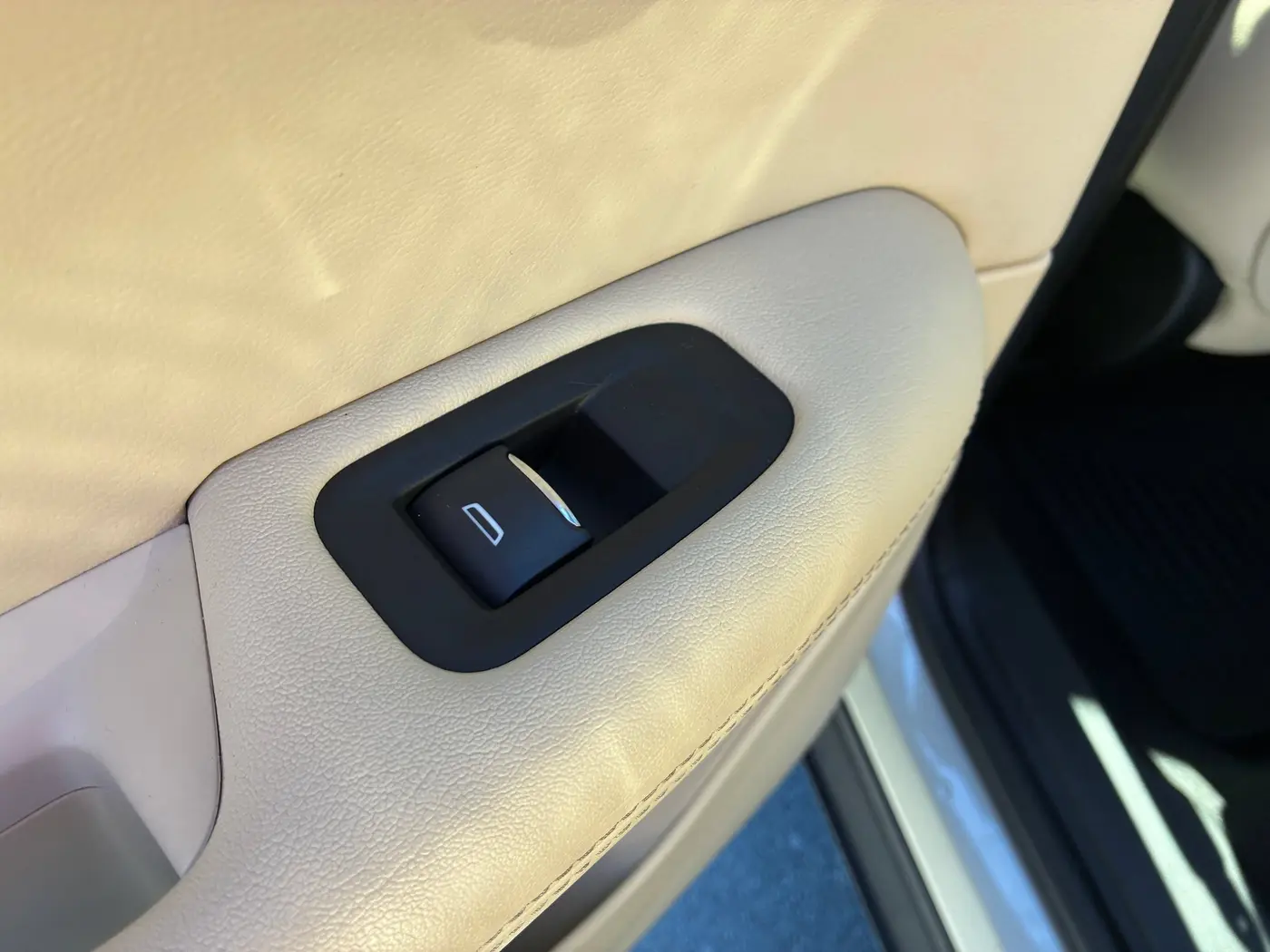 2017 Cadillac XT5 - $17,400