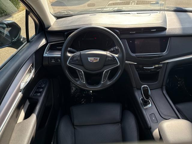 2017 Cadillac XT5 - $14,000