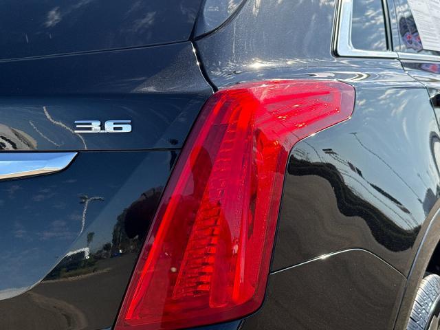 2017 Cadillac XT5 - $14,000