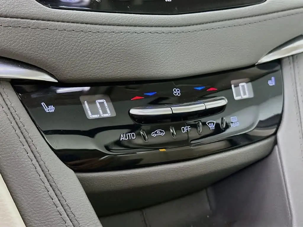 2021 Cadillac XT5 - $19,866