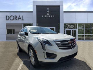 2017 Cadillac XT5 with Crystal White Tri-Coat Exterior