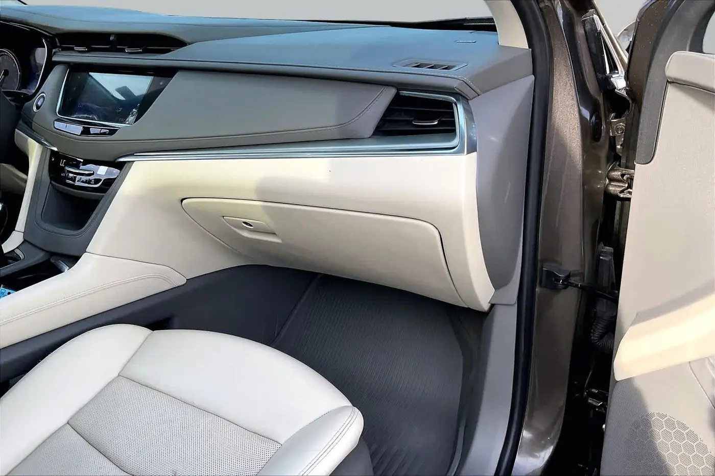 2020 Cadillac XT5 - $23,011