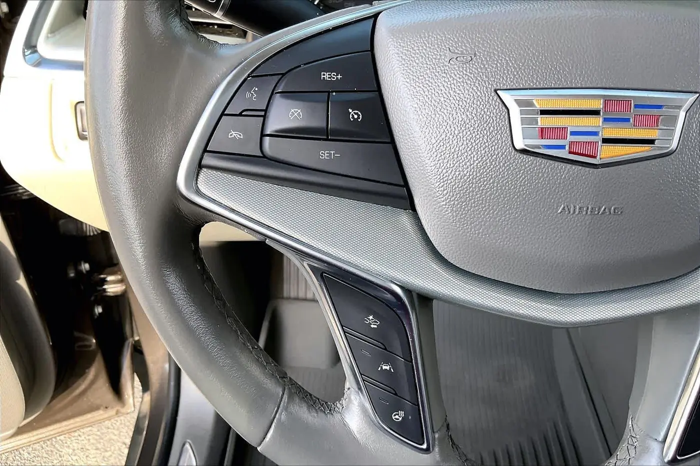 2020 Cadillac XT5 - $23,011