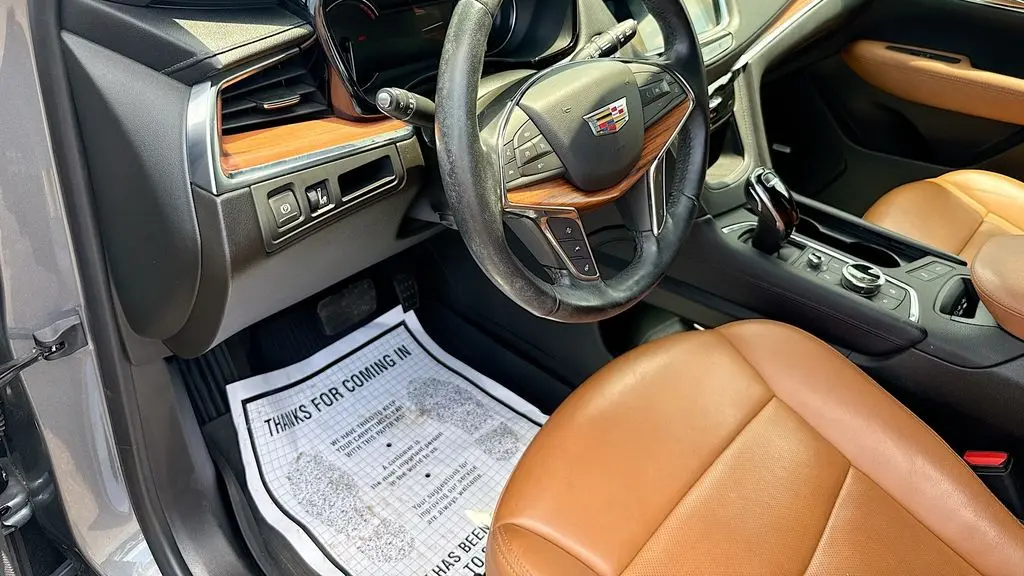 2021 Cadillac XT5 Premium Luxury