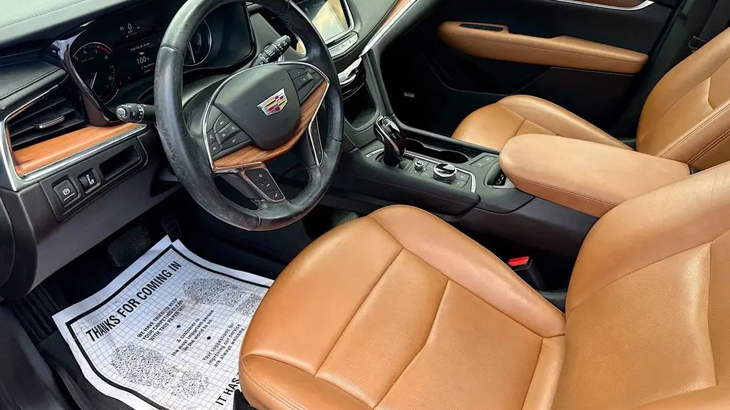 2021 Cadillac XT5 Premium Luxury