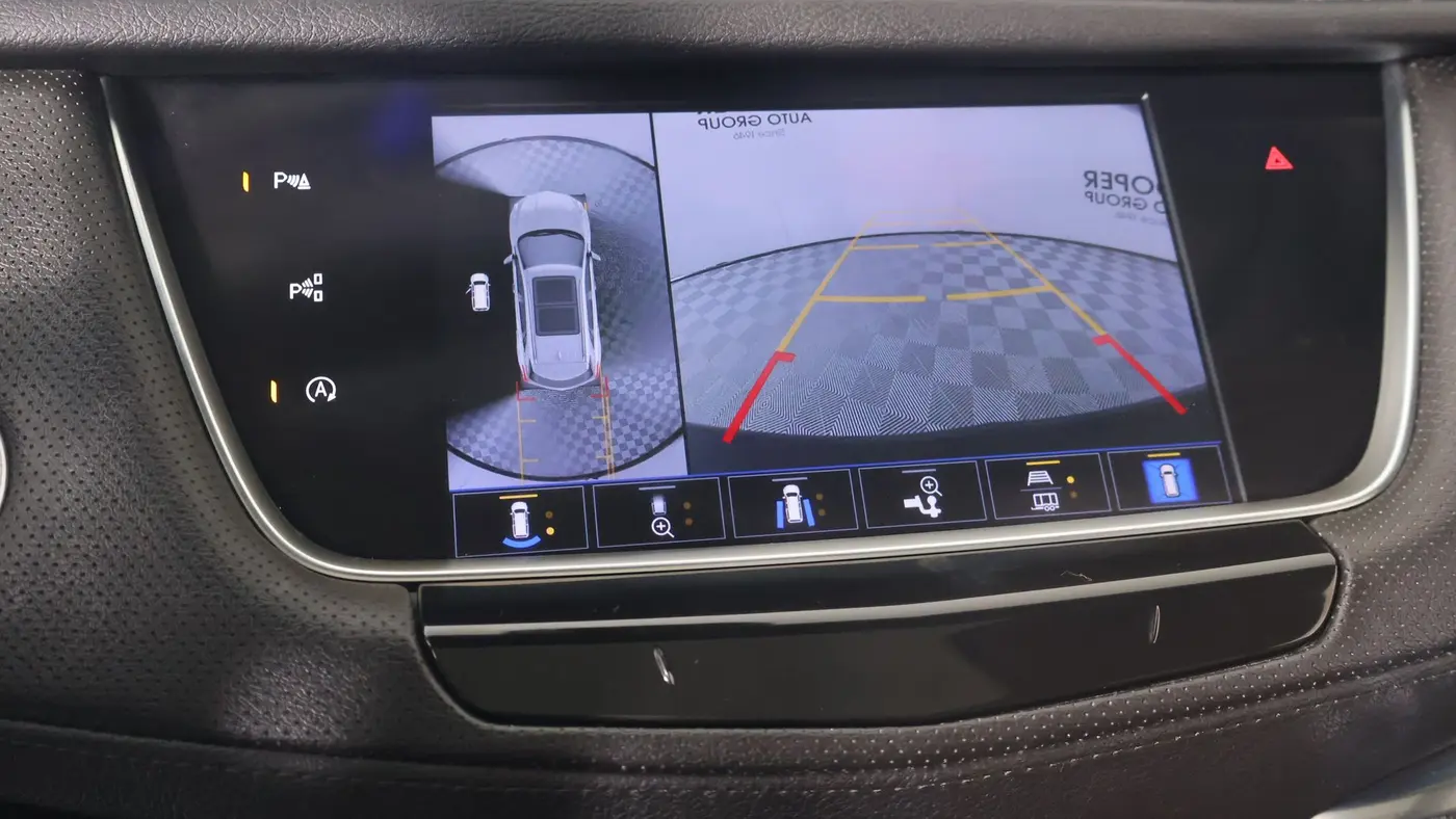 2022 Cadillac XT5 Premium Luxury