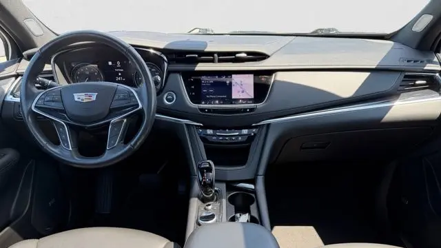 2023 Cadillac XT5 Premium Luxury