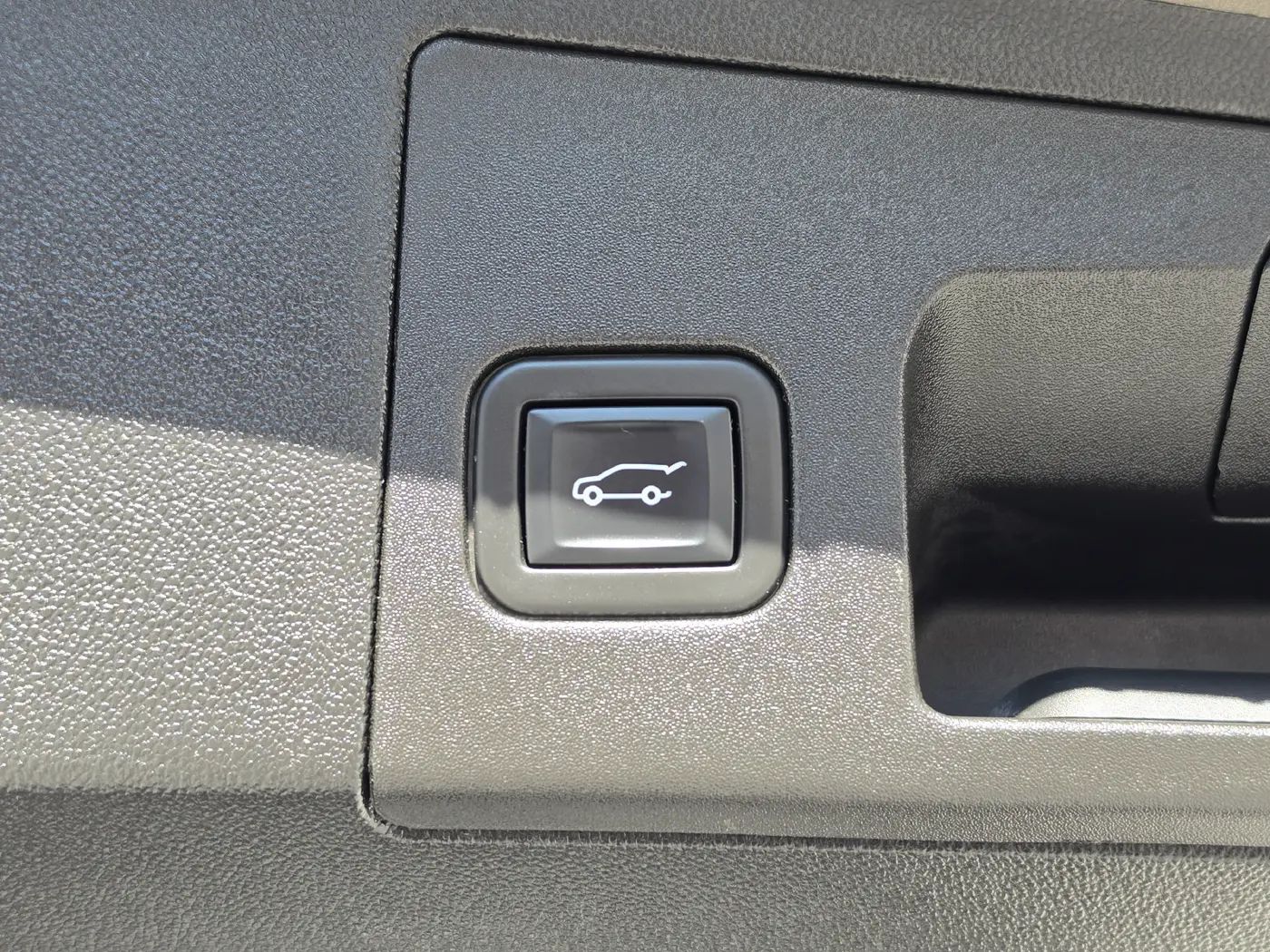 2023 Cadillac XT5 - $30,628