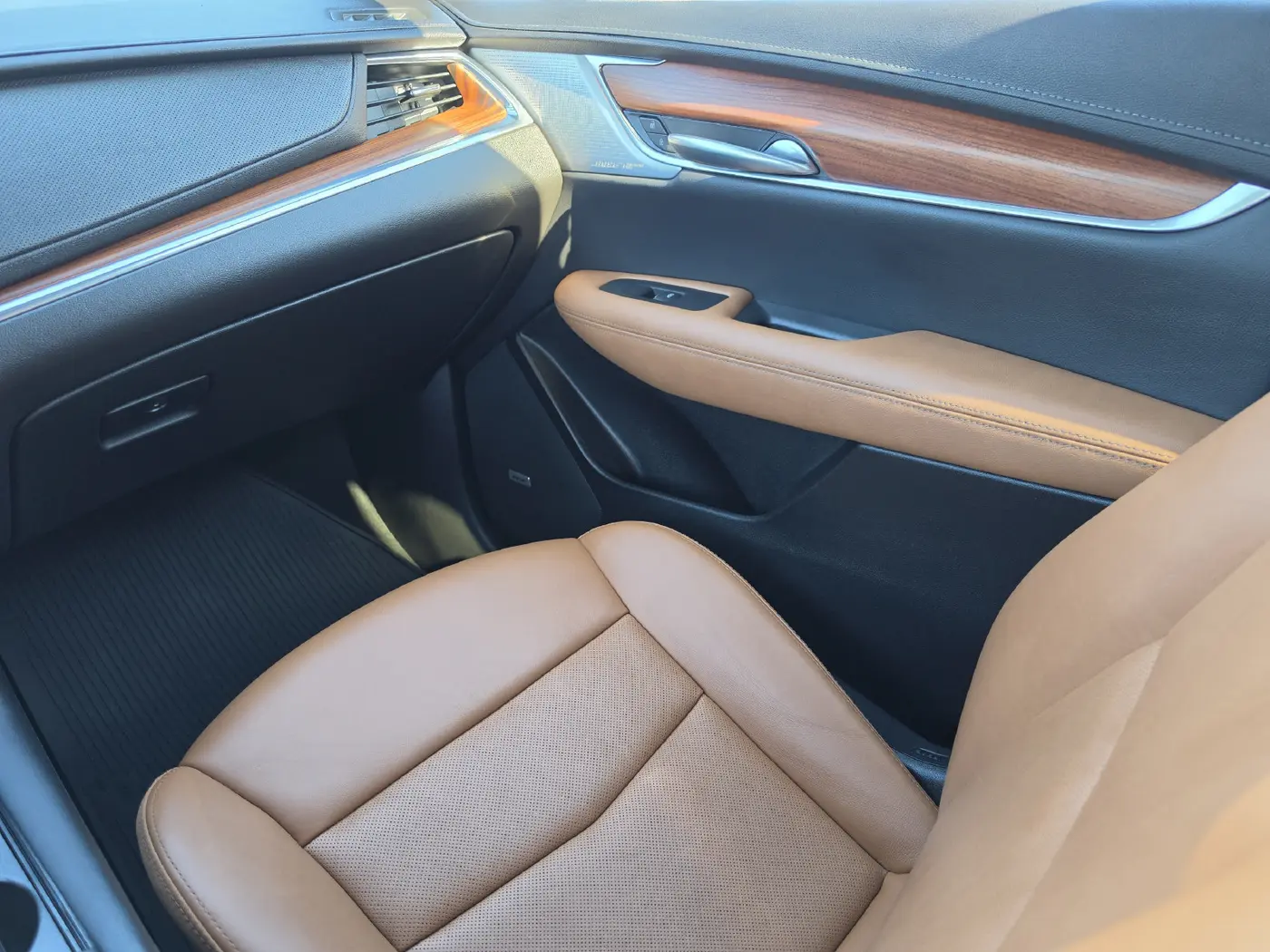 2023 Cadillac XT5 - $30,628