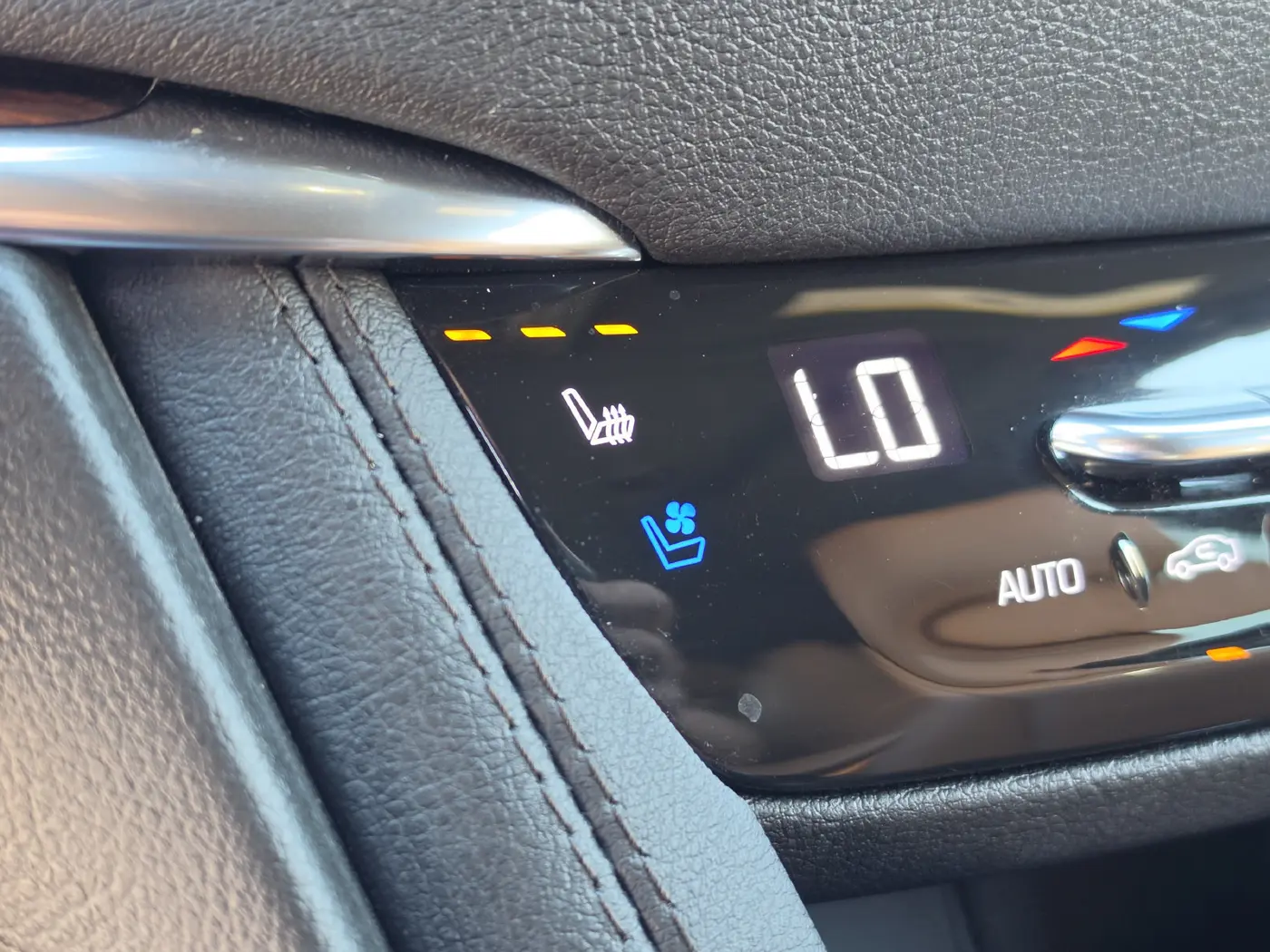 2023 Cadillac XT5 - $30,628