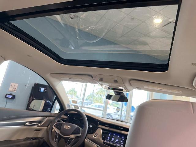 2025 Cadillac XT5 - $41,880