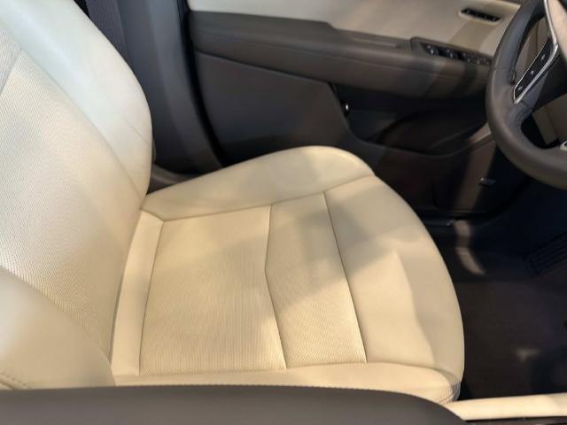 2025 Cadillac XT5 - $40,880