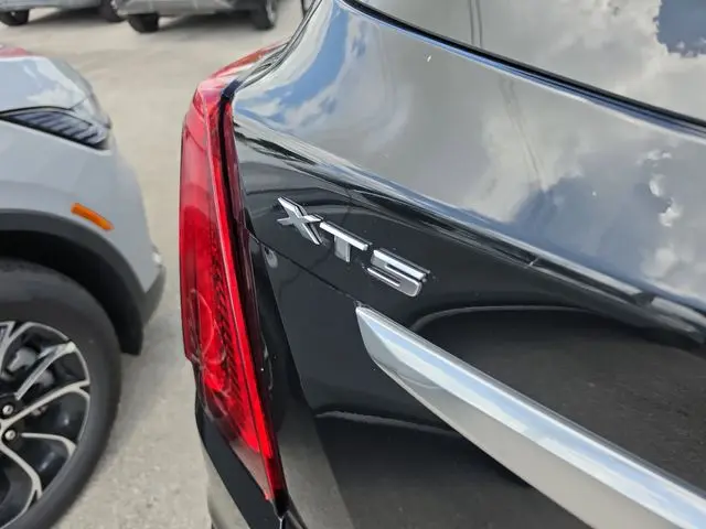 2023 Cadillac XT5 - $26,990