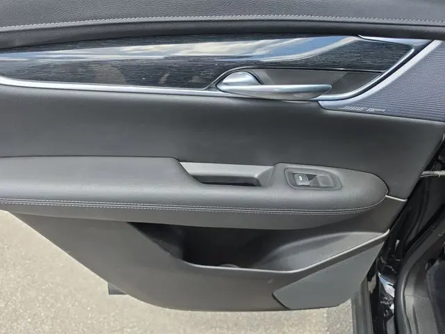 2023 Cadillac XT5 - $26,990
