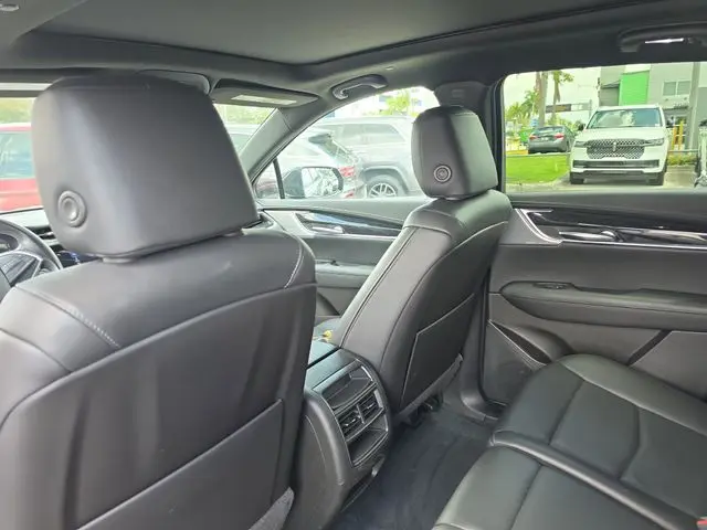 2023 Cadillac XT5 - $26,990