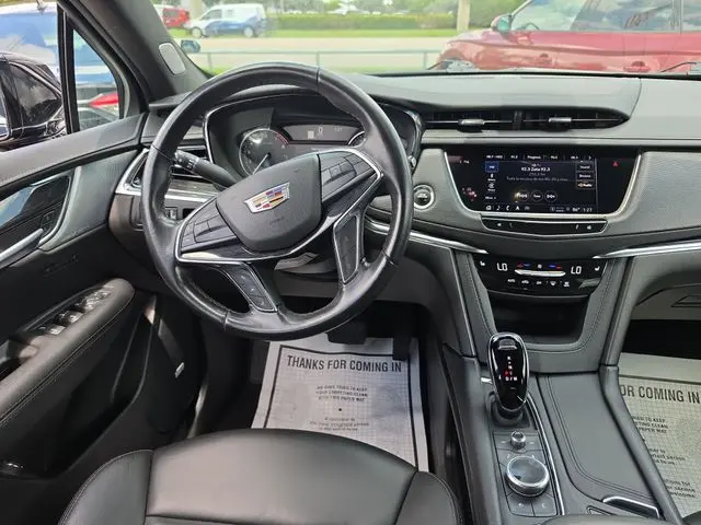 2023 Cadillac XT5 - $26,990