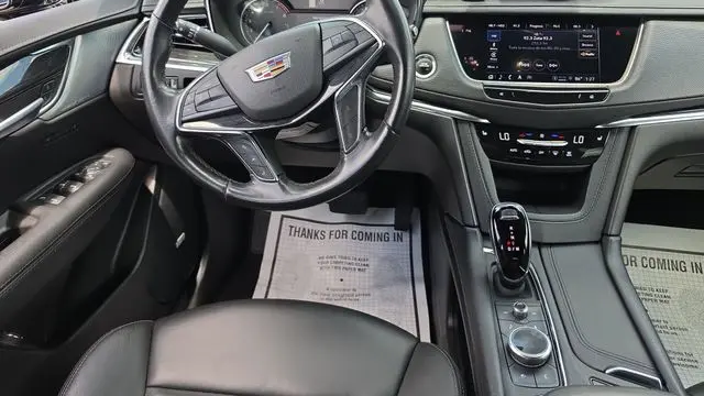 2023 Cadillac XT5 Premium Luxury