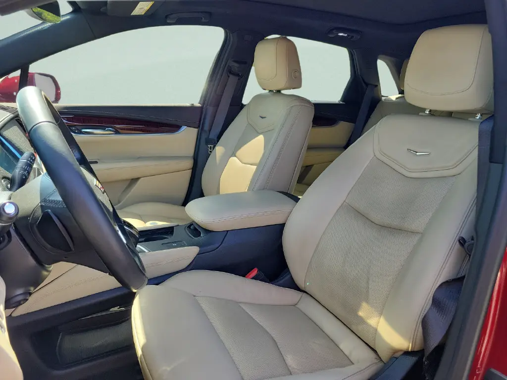 2019 Cadillac XT5 - $20,599
