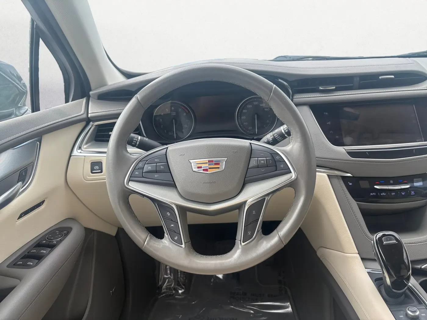 2022 Cadillac XT5 - $33,581