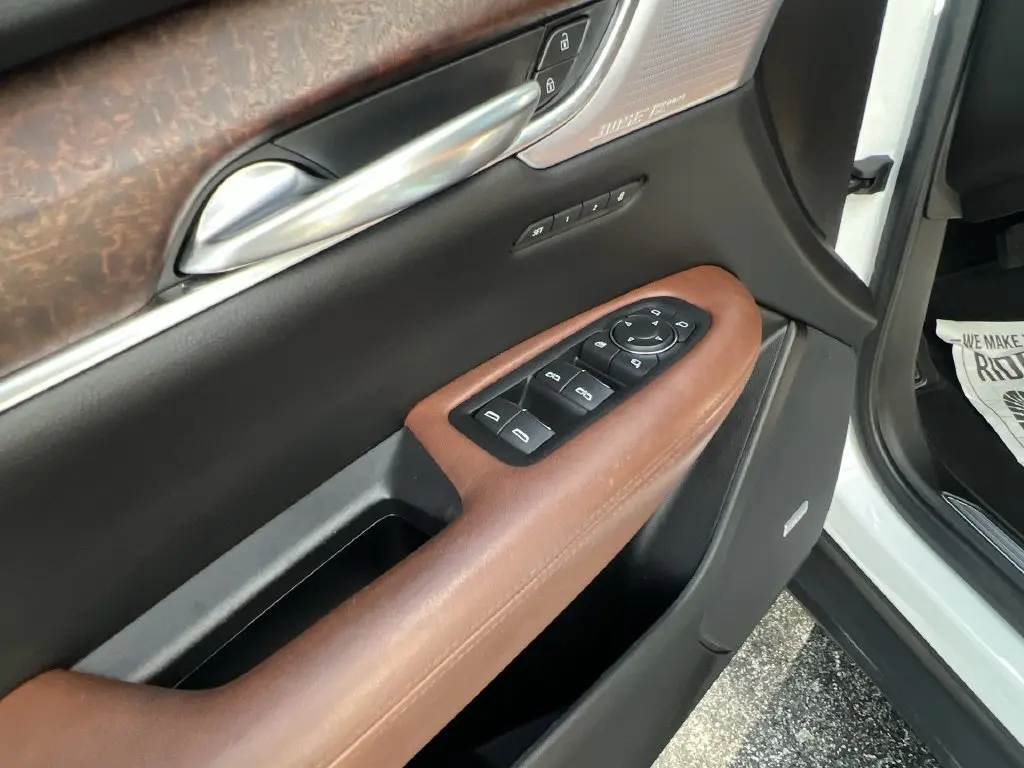 2024 Cadillac XT5 - $38,980
