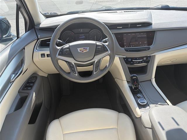 2022 Cadillac XT5 - $27,647