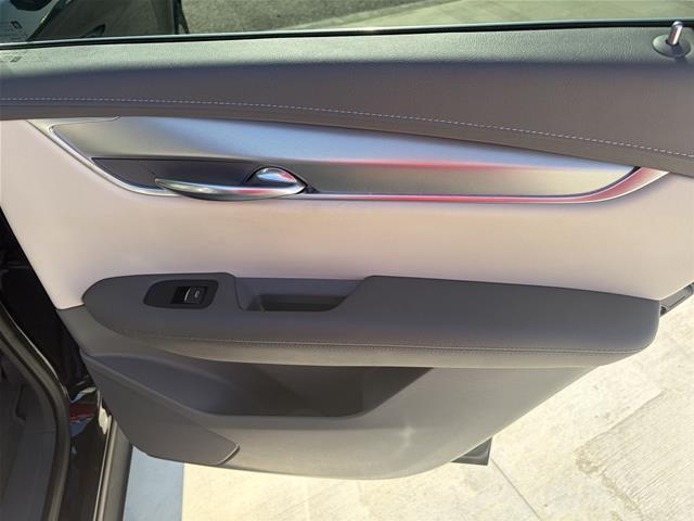 2022 Cadillac XT5 - $27,647