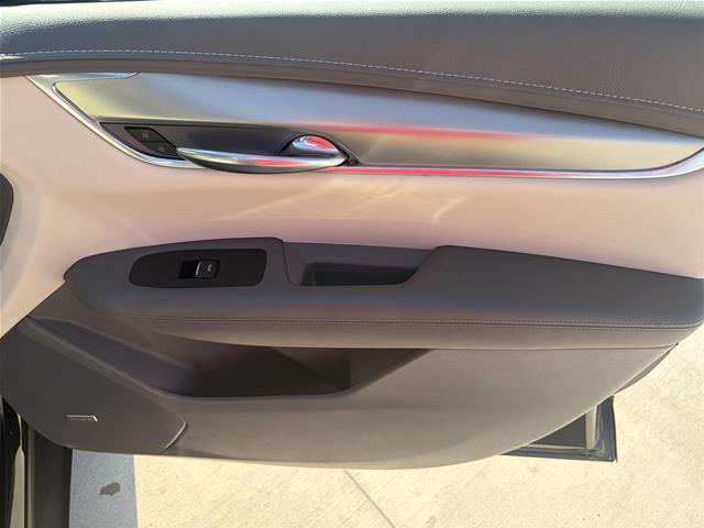 2022 Cadillac XT5 - $27,647