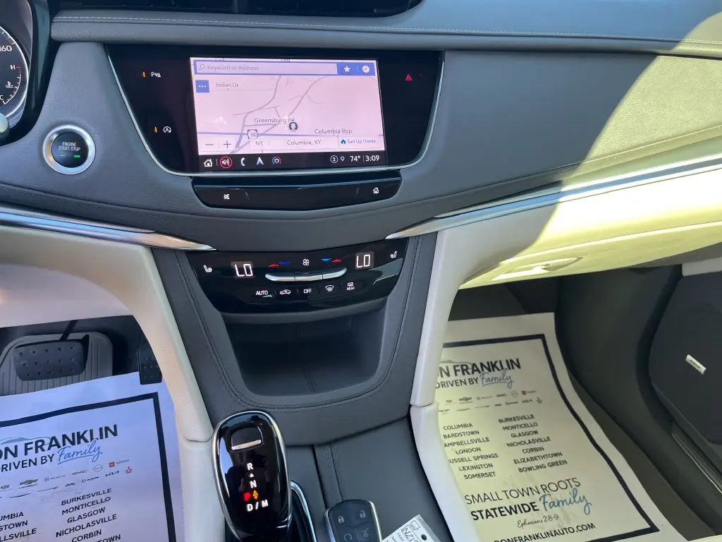 2022 Cadillac XT5 - $30,400