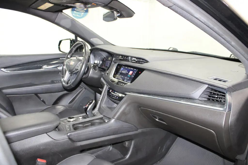 2023 Cadillac XT5 - $25,748