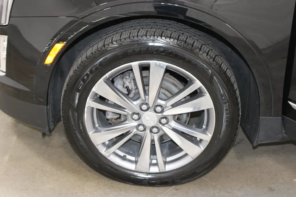 2023 Cadillac XT5 - $25,748