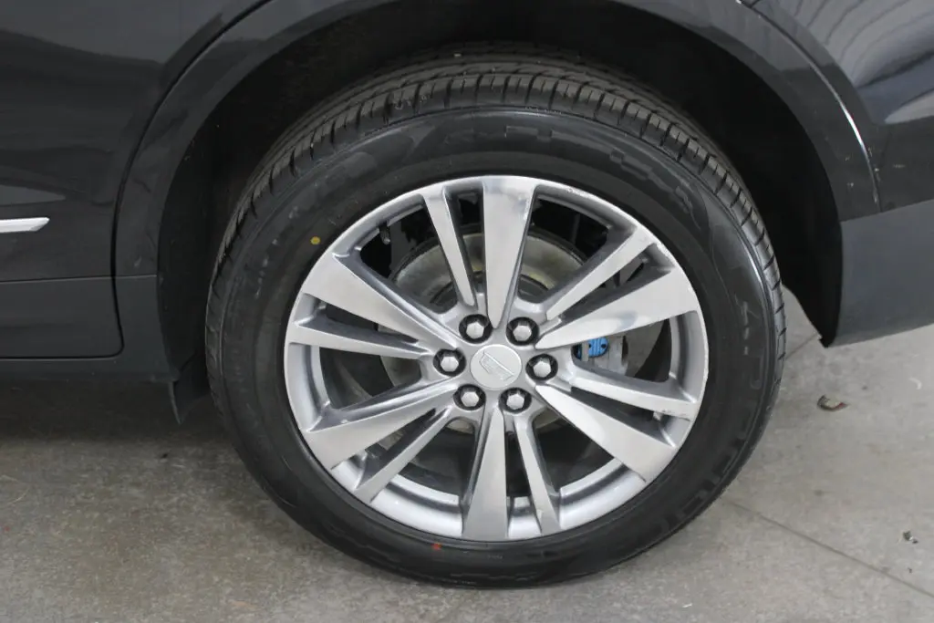 2023 Cadillac XT5 - $25,748