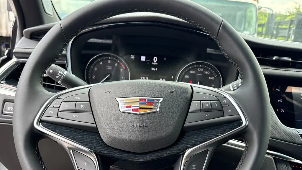 2026 Cadillac XT5 Premium Luxury