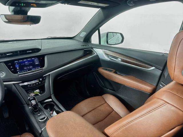 2026 Cadillac XT5 - $55,999