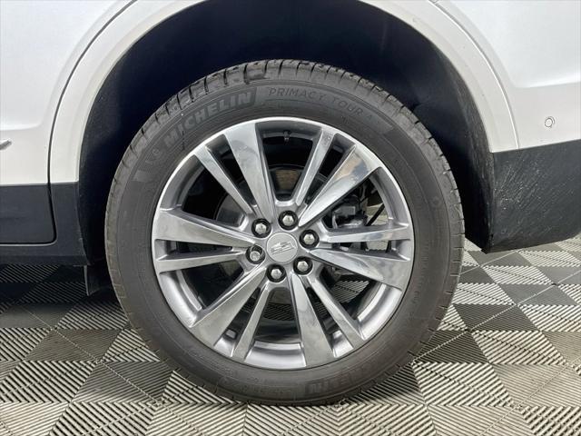 2026 Cadillac XT5 - $55,999