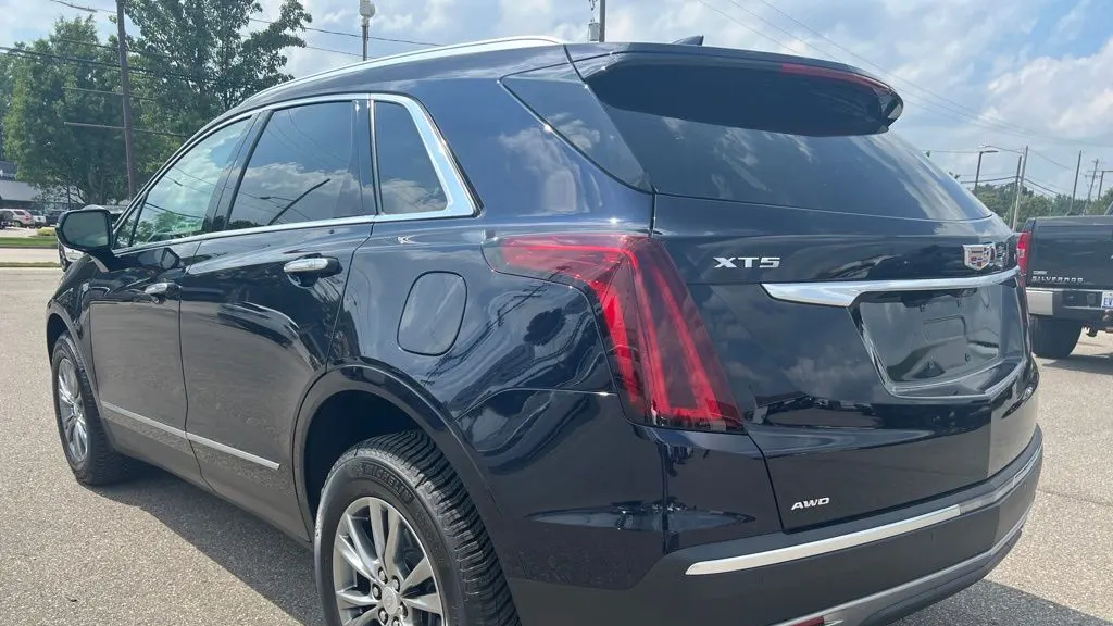 2021 Cadillac XT5 Premium Luxury
