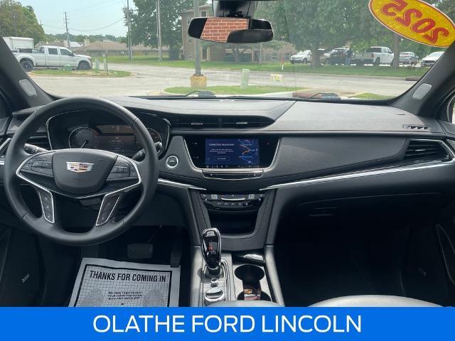2025 Cadillac XT5 - $43,943