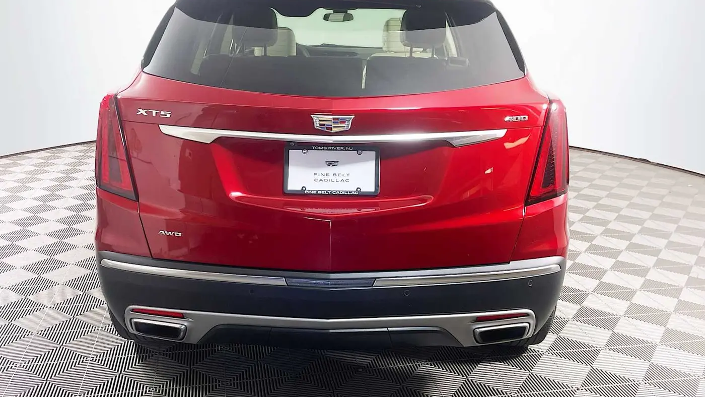 2023 Cadillac XT5 Premium Luxury