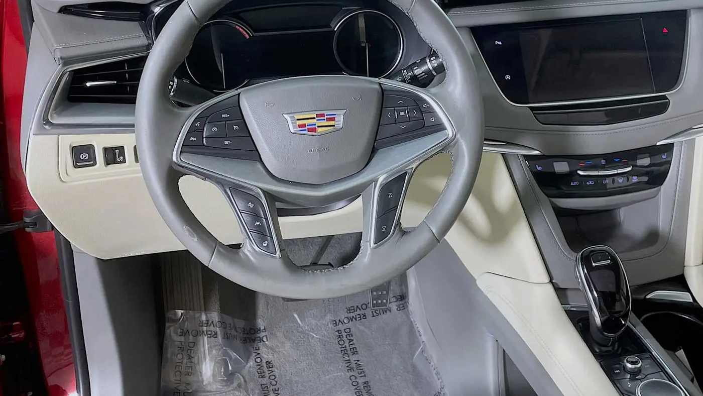 2023 Cadillac XT5 Premium Luxury