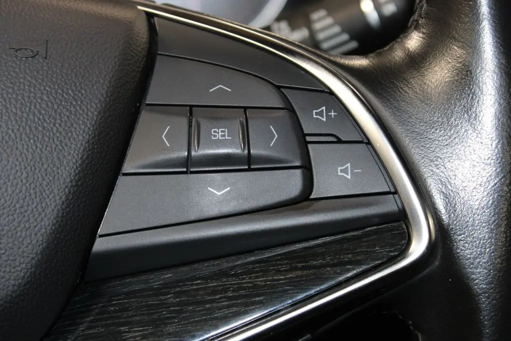 2023 Cadillac XT5 - $24,958