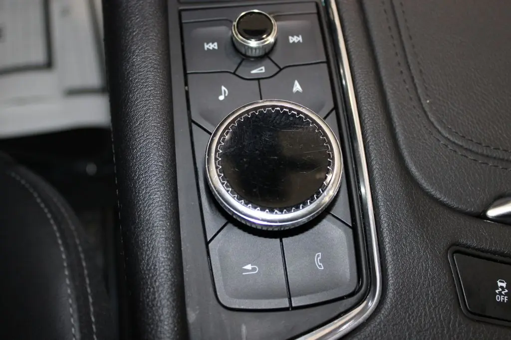 2023 Cadillac XT5 - $24,958