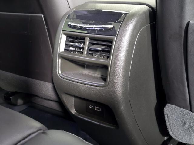 2026 Cadillac XT5 - $58,999