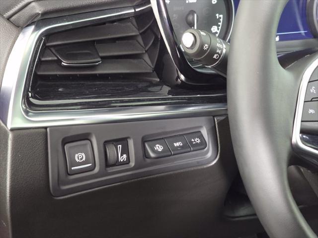 2026 Cadillac XT5 - $58,999
