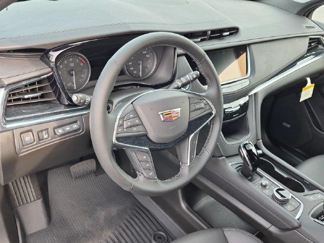 2026 Cadillac XT5 - $59,995