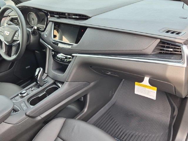 2026 Cadillac XT5 - $59,995