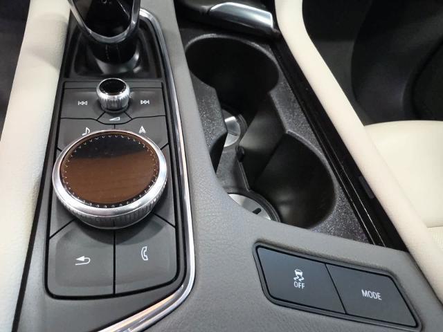 2025 Cadillac XT5 - $44,274