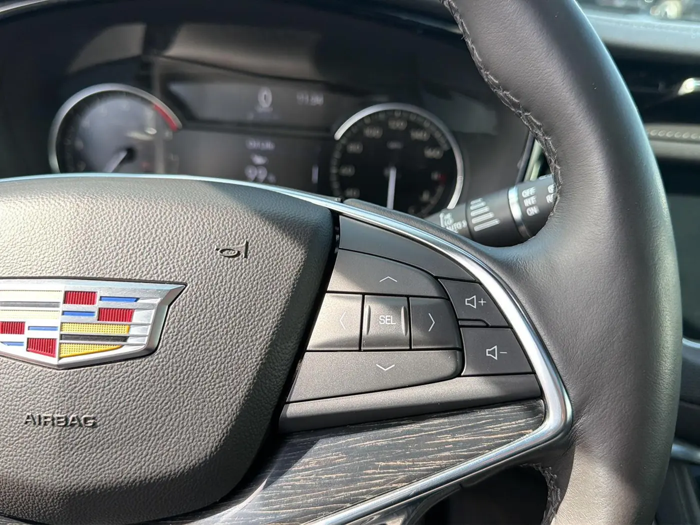 2020 Cadillac XT5 - $21,995